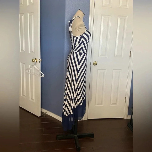 The Limited High-Low Hem Dress - Picture 6 of 8